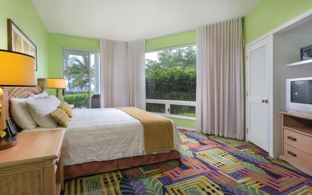 Holua Resort
