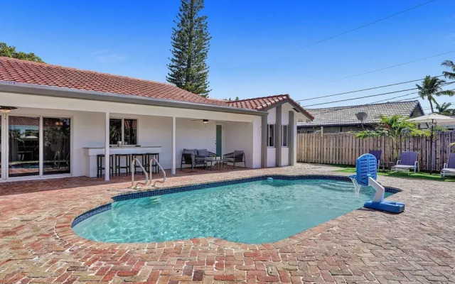 6BR Oasis with Heated Pool & Gameroom