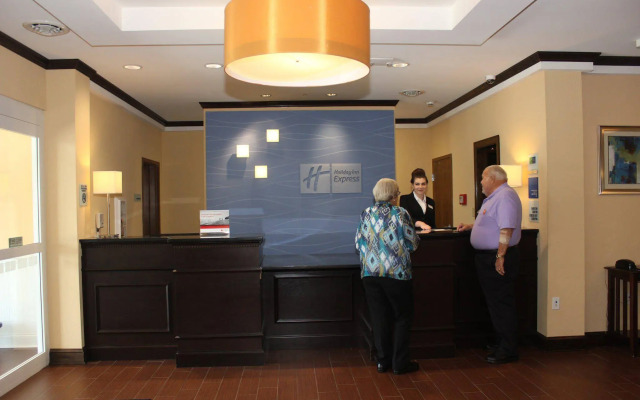 Holiday Inn Express & Suites Lebanon by IHG