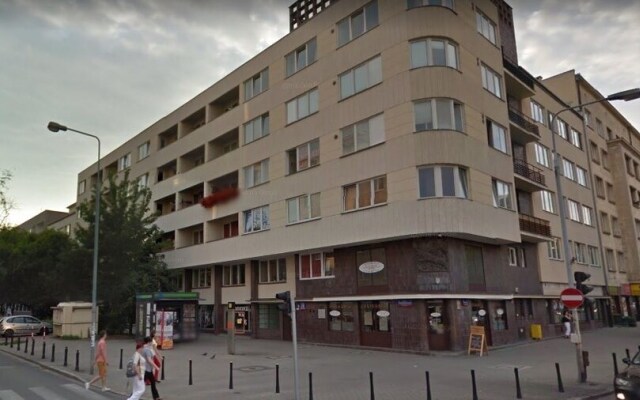 Rais Serviced Apartments Downtown