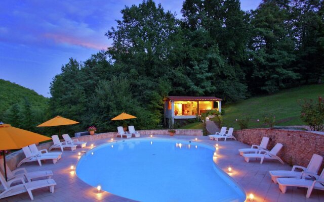 Luxurious Mansion In Souillac With Swimming Pool