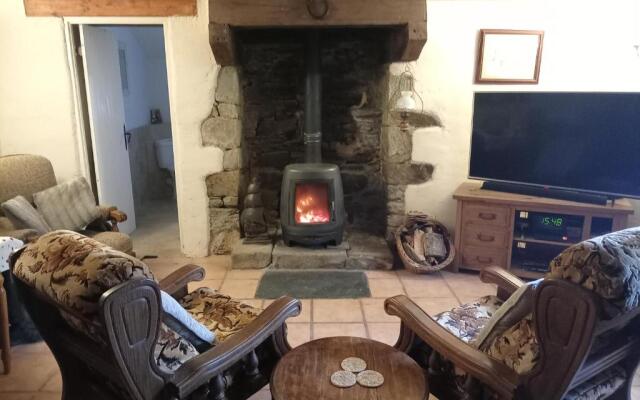 character breton cottage