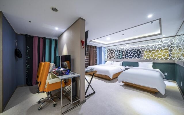 Changwon Sangnamdong Hotel Baba