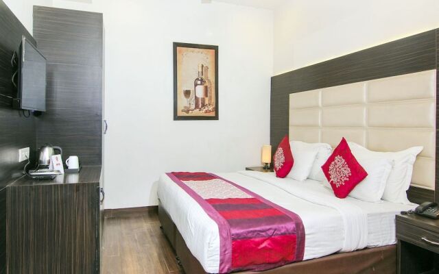 OYO 3232 Royal Inn