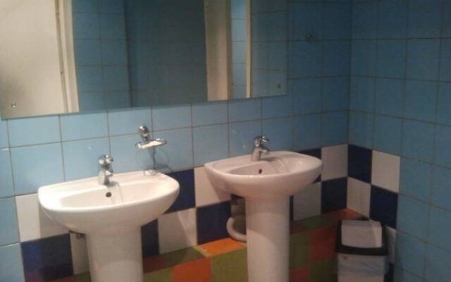 Hotel & Hostel Kruiz