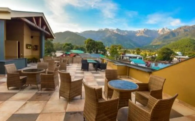 Infinitea Tea Garden Resort