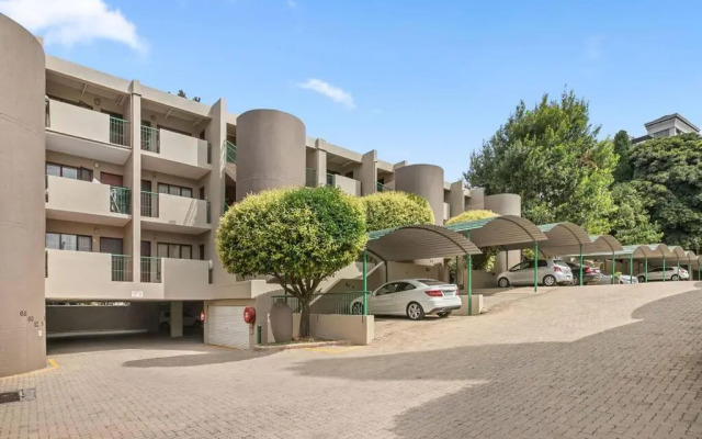 Antibes in West Road South Sandton Apartment