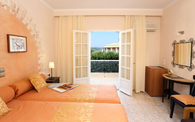 Nefeli Hotel