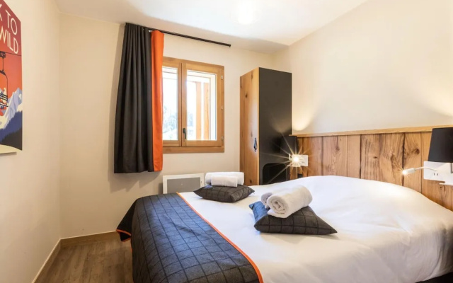 Chalet in Samoens Near Grand Massif Lift