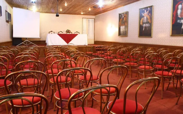 Capital Plaza Hotel