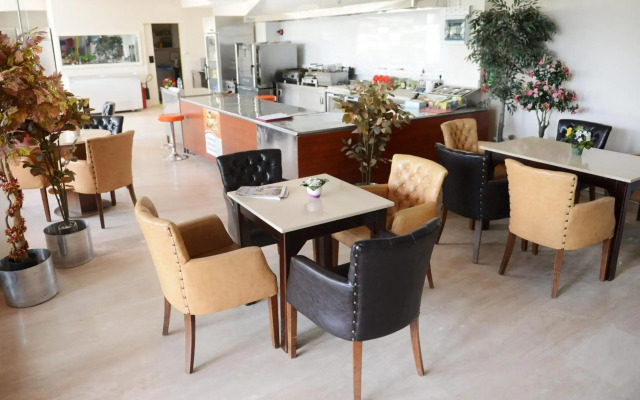Arsan Hotel