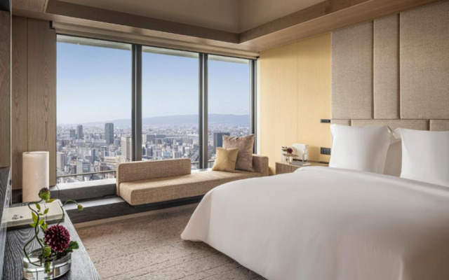 Four Seasons Hotel Osaka