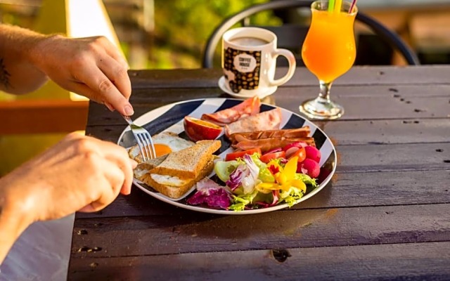 Crazy Mojito Restaurant & Bungalow