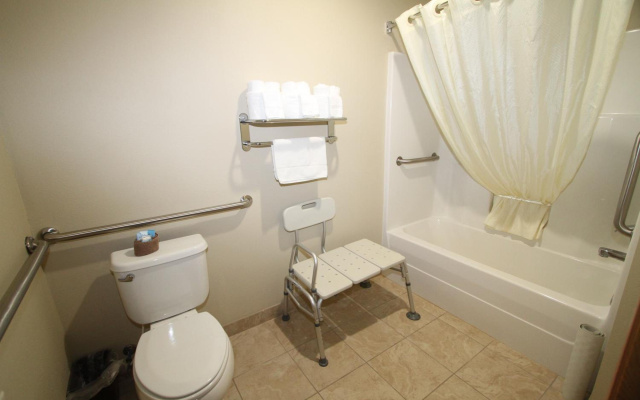 Bowman Inn & Suites