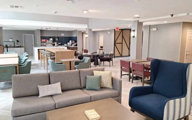 Staybridge Suites Austin Airport by IHG