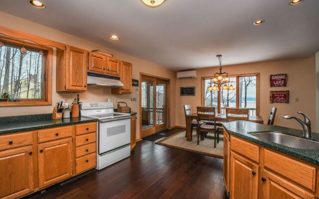 Mountain Majesty 4 Bedroom House