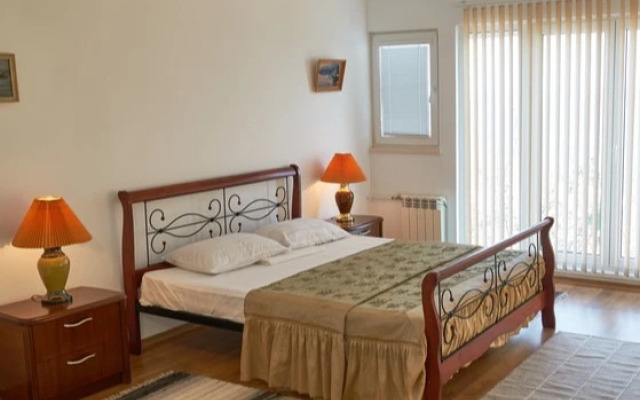 Сказка (Алушта)