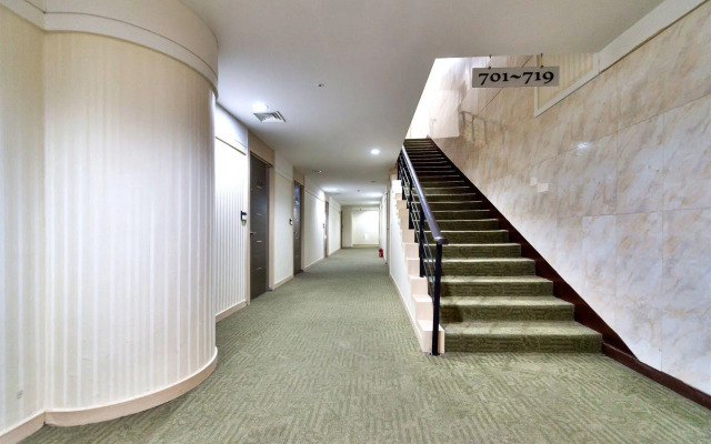 Elena Hotel