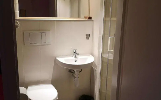 Kyriad Direct Claye Souilly