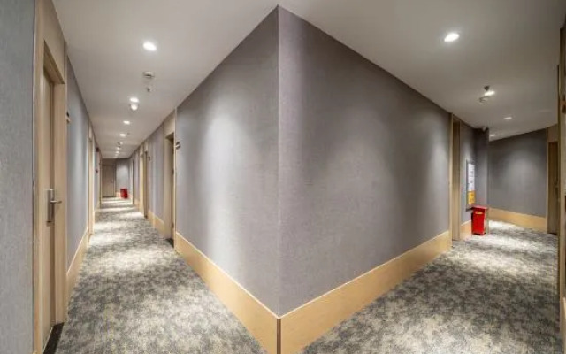 JiTing Inn (Shanghai XinhuaTongJingHospital)