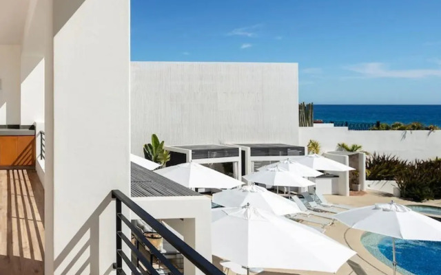 Oceanfront 3bd Penthouse Residence