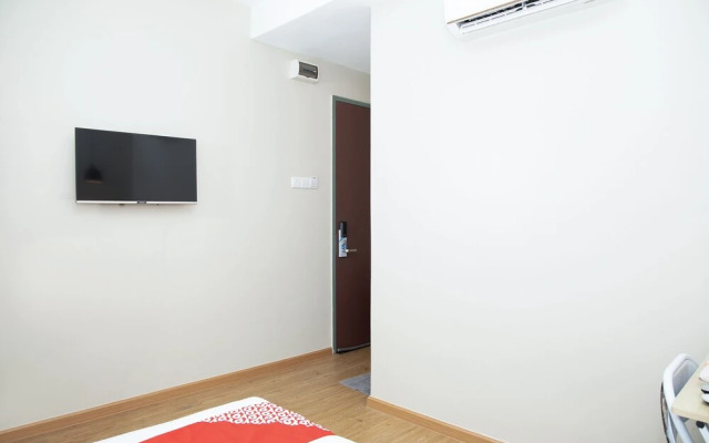 OYO 90406 Mirani Hotel