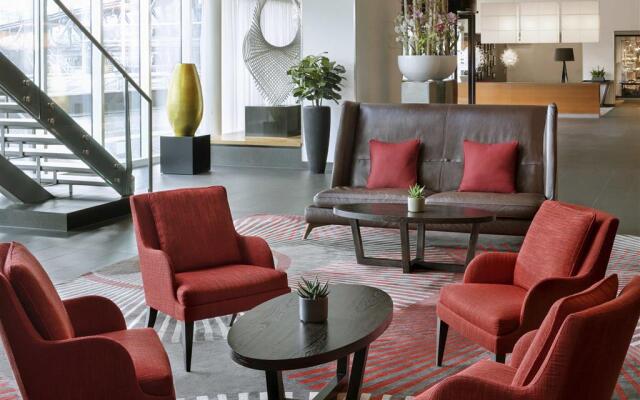 Mövenpick Hotel Amsterdam City Centre
