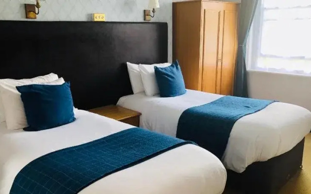 Rising Sun Hotel