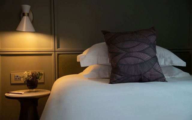 The Guardsman Hotel and Residences