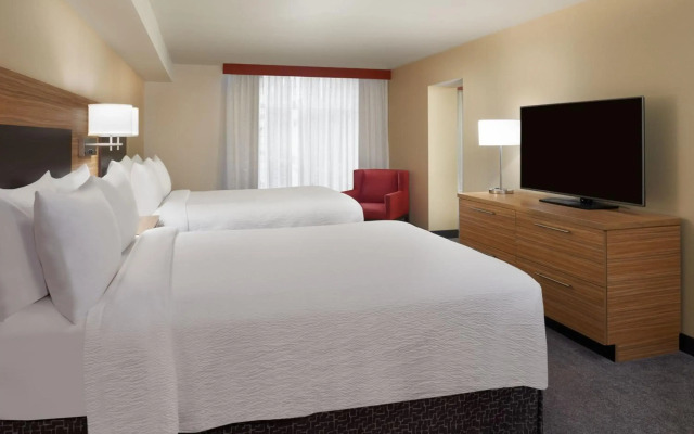 TownePlace Suites by Marriott Oshawa