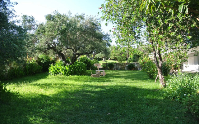 Village Drapanias Apartments