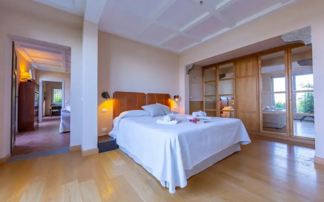 Paradis Relais Pool View EV Recharge