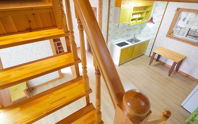 Jecheon Wood Nest Pension
