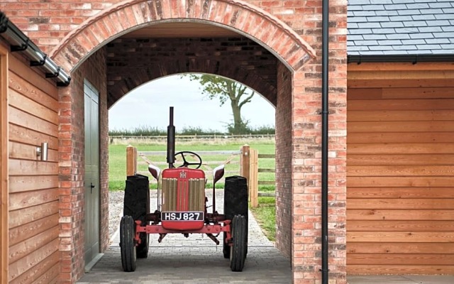Bridge House Barn