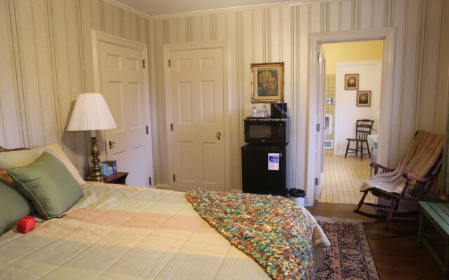 Robertshaw Country House Bed & Breakfast