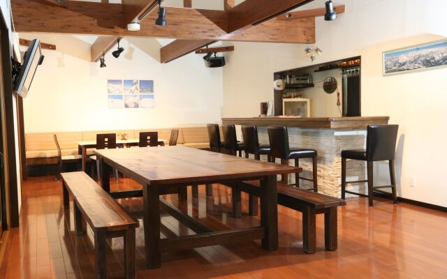 Bears Den Mountain Lodge