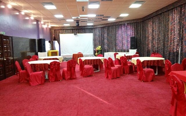 Buraimi Hotel