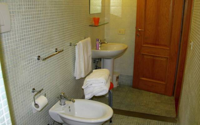 Farmhouse Living Amidst Vineyards