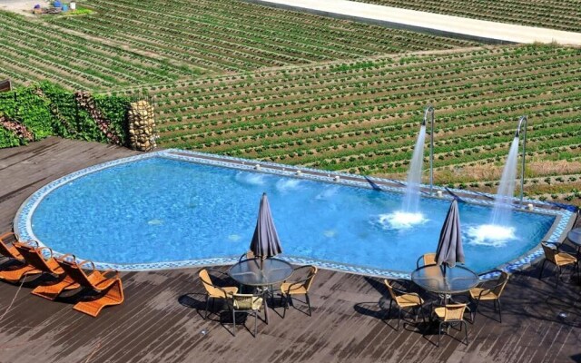 Chi Meng Rou Holiday Villa