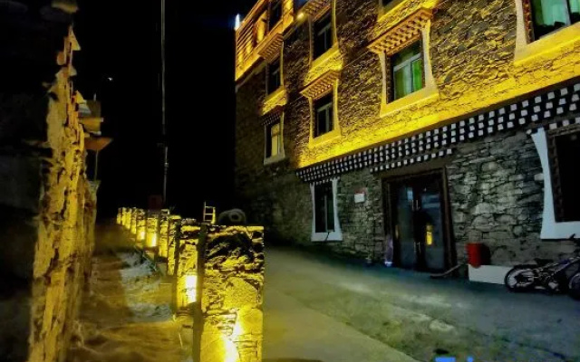 Yunxi Shanju Inn