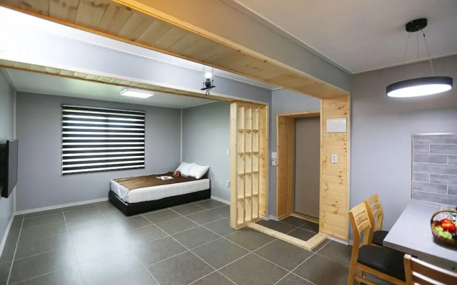 Deogyusan Forest Pension