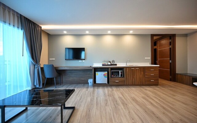 L2 Hotel