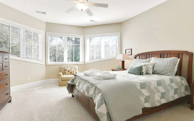 Sea Escape by RedAwning