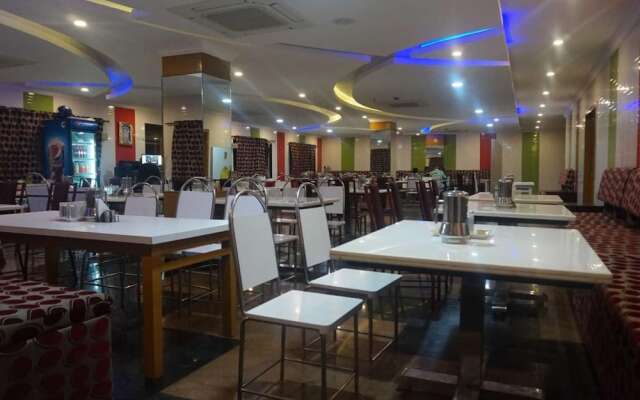 Hotel PVK Grand