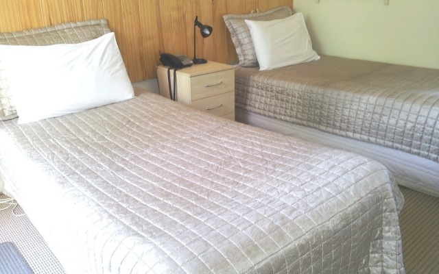 Avondale Motor Inn – Guest Rooms – Auckland