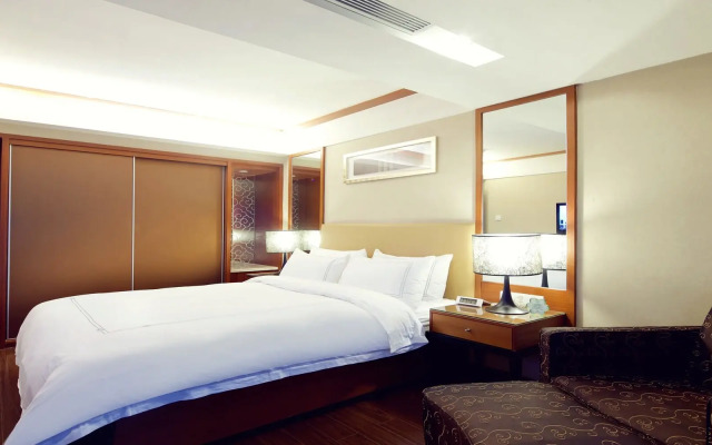 Sun Flower Hotel and Residence