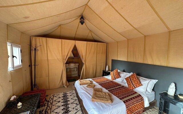 Musta Desert Luxury Camp