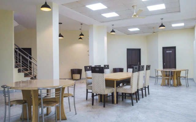 Hotel Kesar Inn