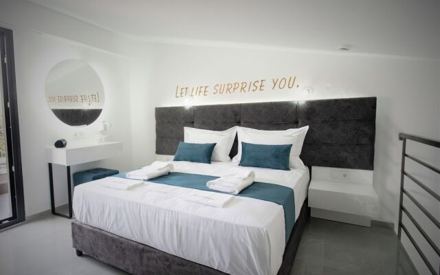 Aeonian Luxury Suites Asprovalta, Adults Only & Kids 12 Plus