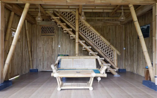 Pitu A Punggul Village Escape
